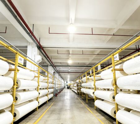 Película de laminación brillante reciclable y ecológica con procesamiento de extrusión múltiple y características a prueba de humedad