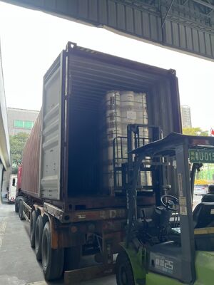 Película PET metalizada con resistencia al calor hasta 110 °C, superficie reflectiva lisa y resistencia química para envases y laminación