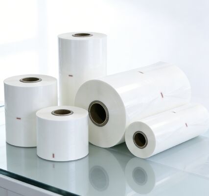 Alta resistencia al desgarro Película de laminación táctil suave con acabado mate para impresión offset