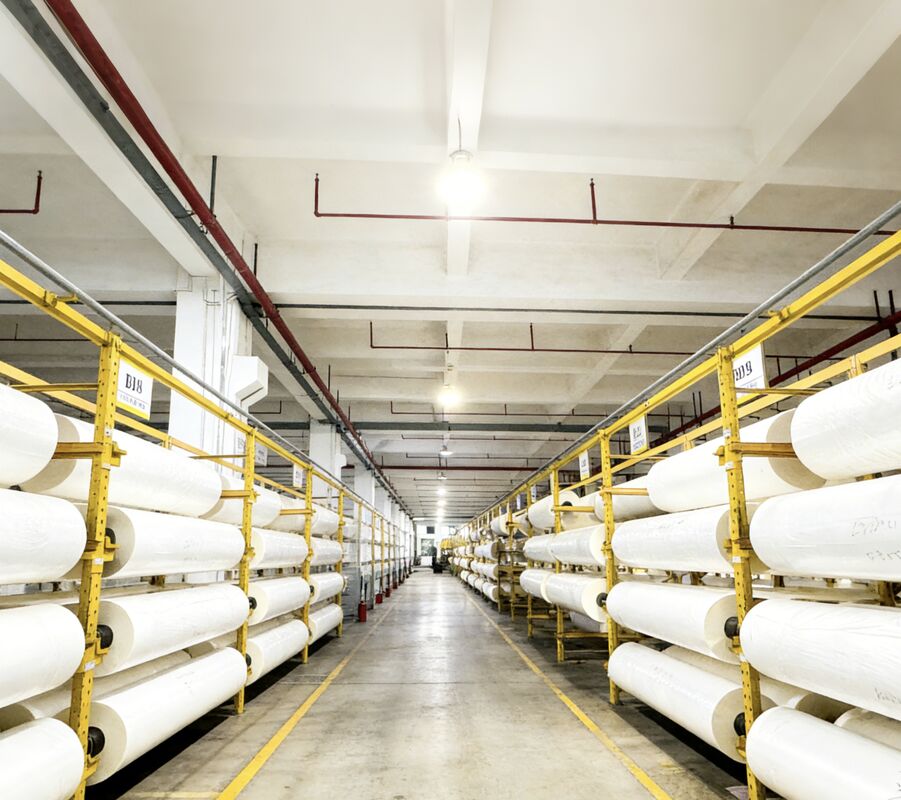 Película de laminación brillante reciclable y ecológica con procesamiento de extrusión múltiple y características a prueba de humedad