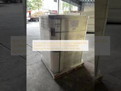 Película resistente a la abrasión con acabado superficial antiarañazos, adecuada para la laminación de embalajes de cajas, que garantiza la protección contra el desgaste.