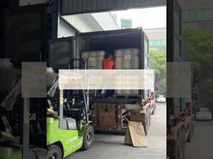 Película de laminación brillante con tratamiento Double Corona, adhesivo transparente, color que proporciona adhesión y un acabado brillante para embalaje profesional