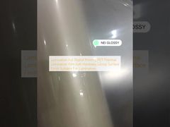 Laminación para impresión digital: Película de laminación térmica PET, dureza suave/dura, acabado superficial brillante, adecuada para laminación